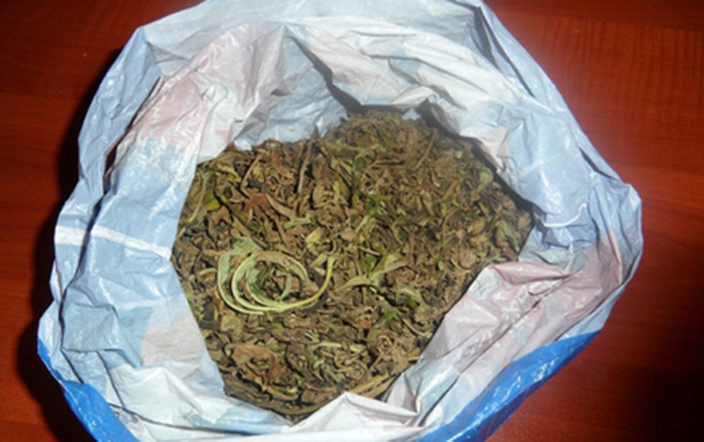quba-ve-xacmaz-sakinlerinden-narkotik-goturulub